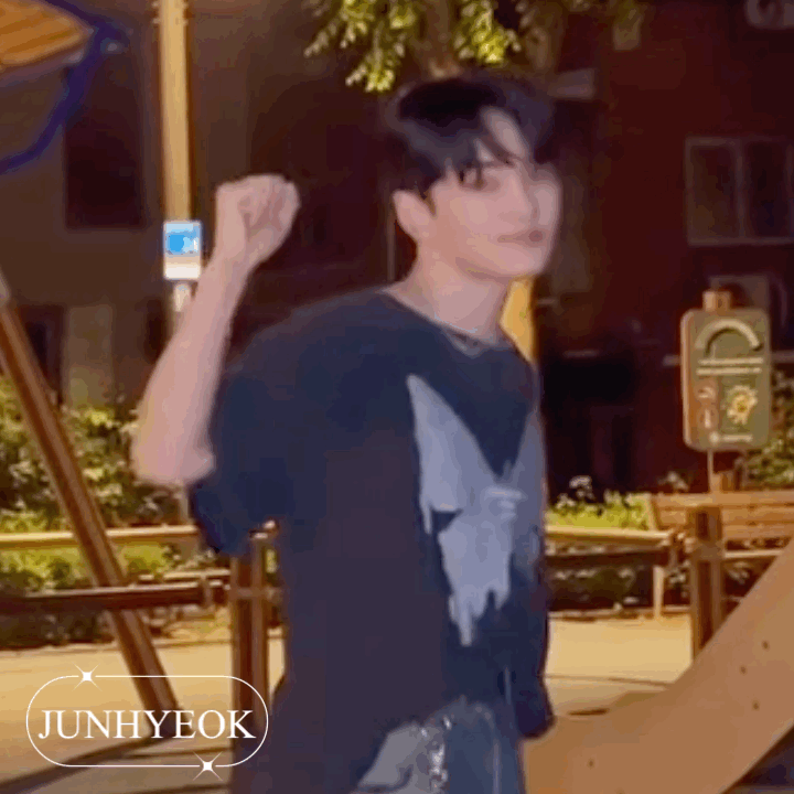 Behind-the-scenes cut of Junhyeok (n.SSign)