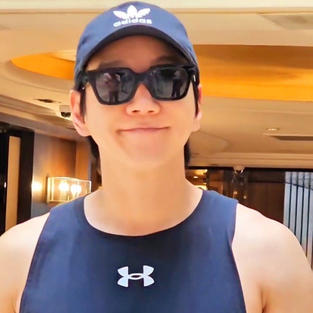 A moment captured by Hwang Chiyeol's fan