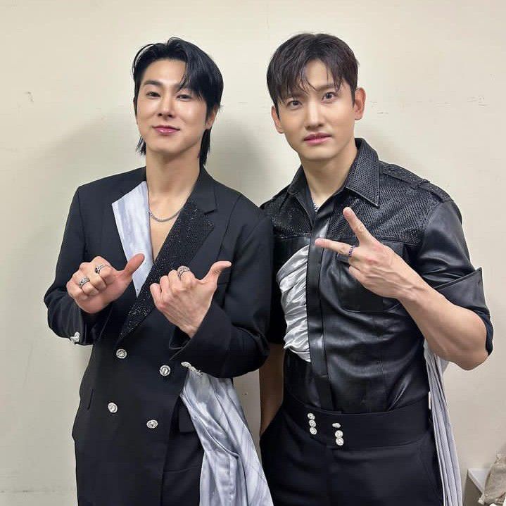 A moment captured by TVXQ's fan