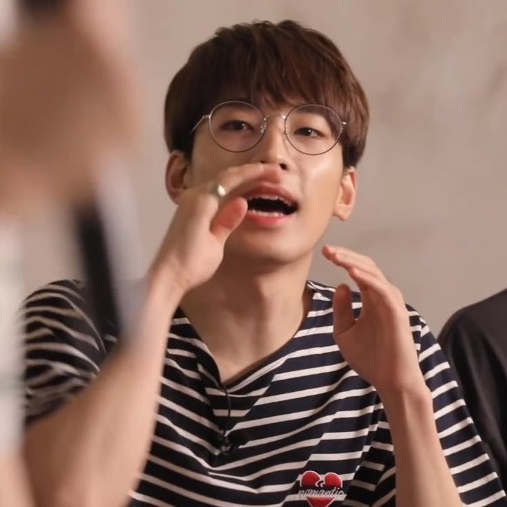 Recent activity shot of Wonwoo (SEVENTEEN)