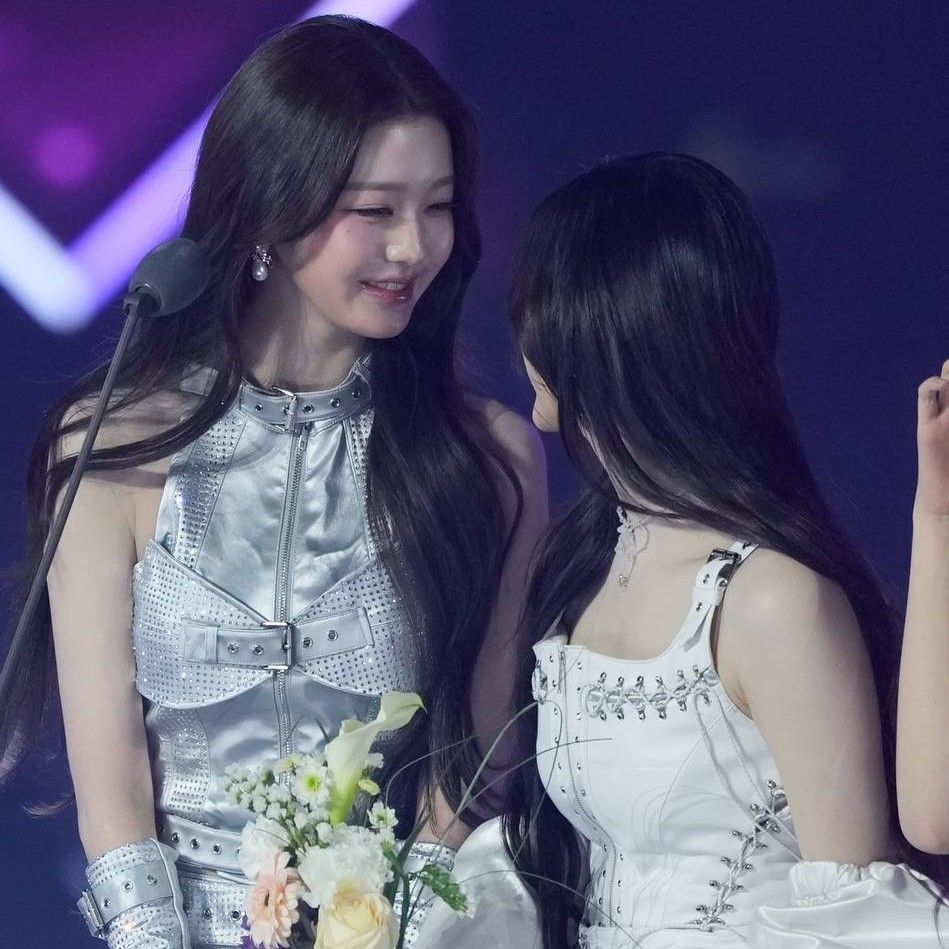 Latest photo of Leeseo (IVE)