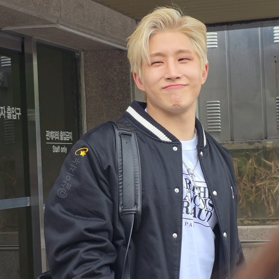 A moment captured by Jinjin (ASTRO)'s fan