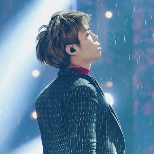 Latest photo of Jonghyun (SHINee)