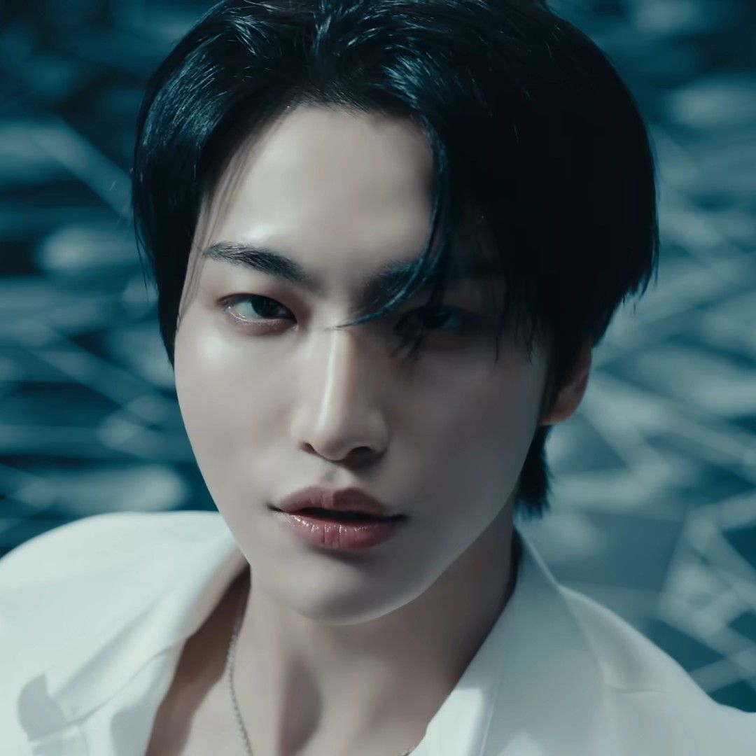 Behind-the-scenes cut of ATEEZ