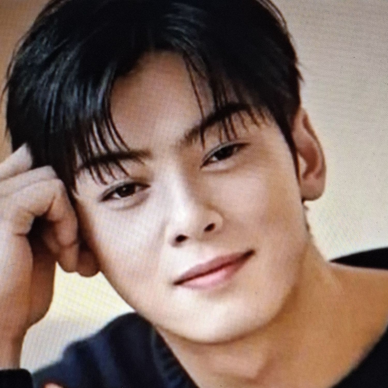 Behind-the-scenes cut of Eunwoo (ASTRO)