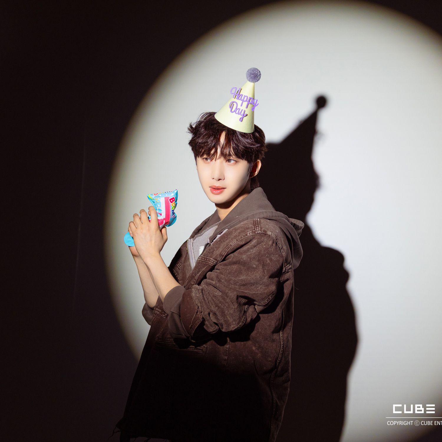 Latest photo of Hui (PENTAGON)