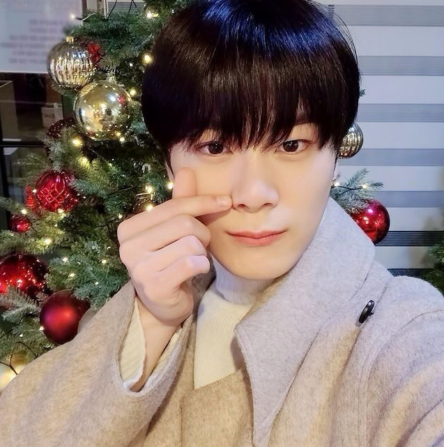 Recent activity shot of Moonbin (ASTRO)