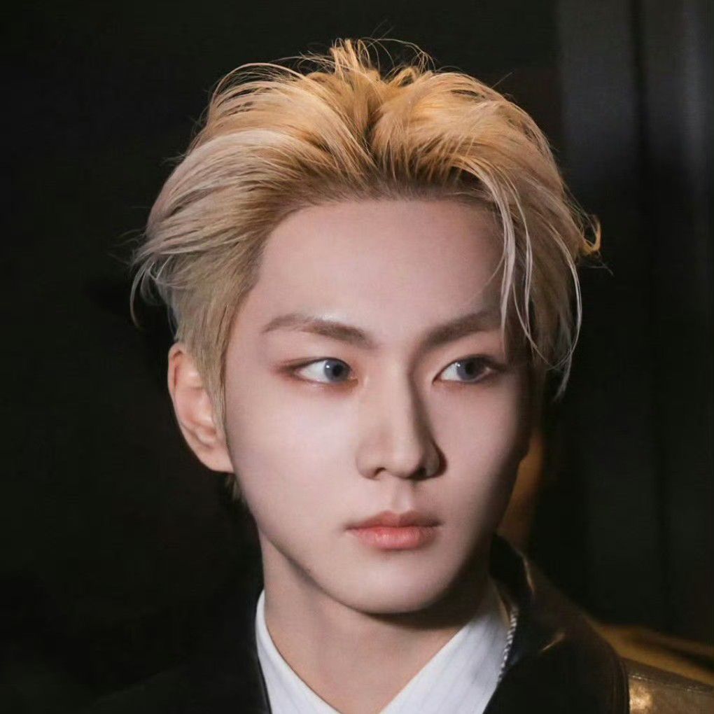 Latest photo of Jungwon (ENHYPEN)
