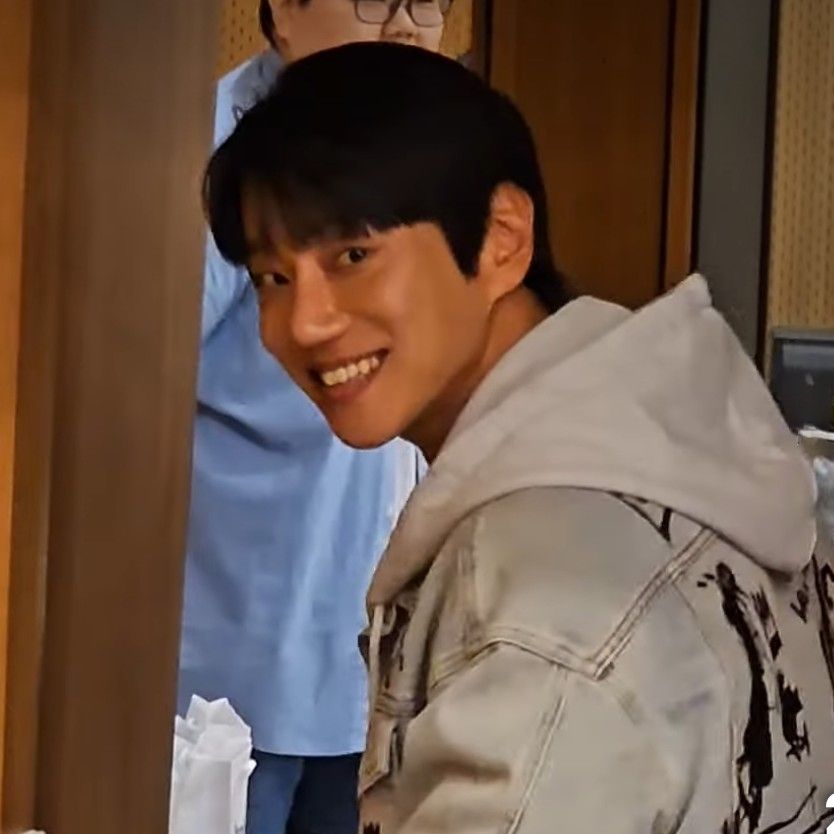 Foto terbaru Hwang Chiyeol