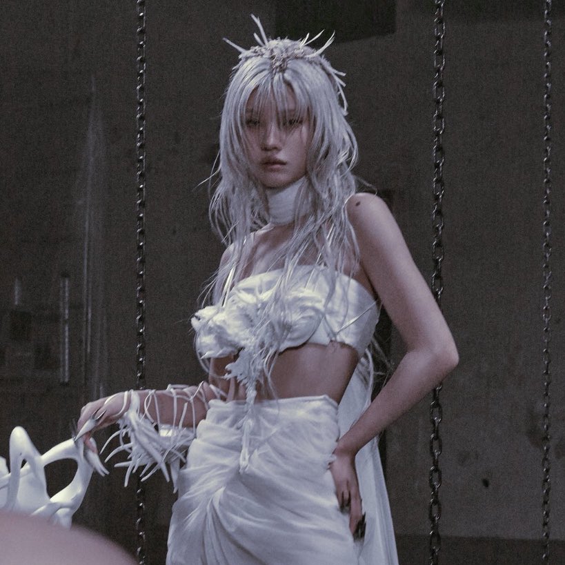 Behind-the-scenes cut of Soyeon (i-dle)