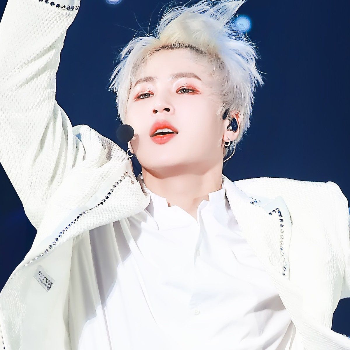 Recent activity shot of Ha Sungwoon