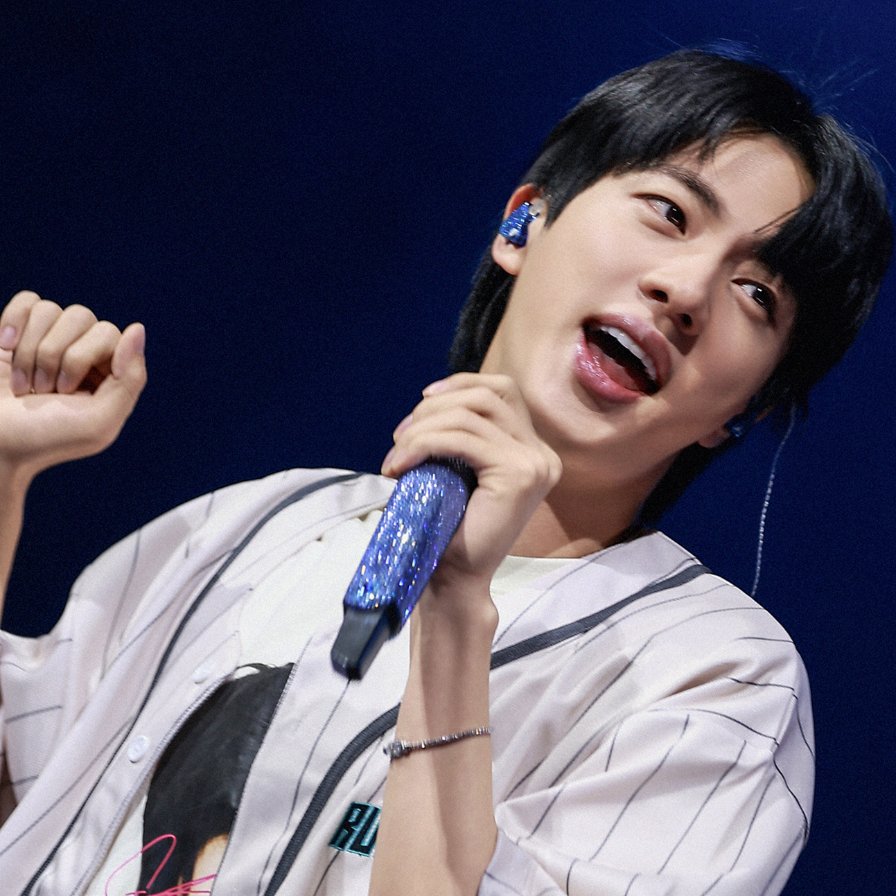 A moment captured by Jin (BTS)'s fan