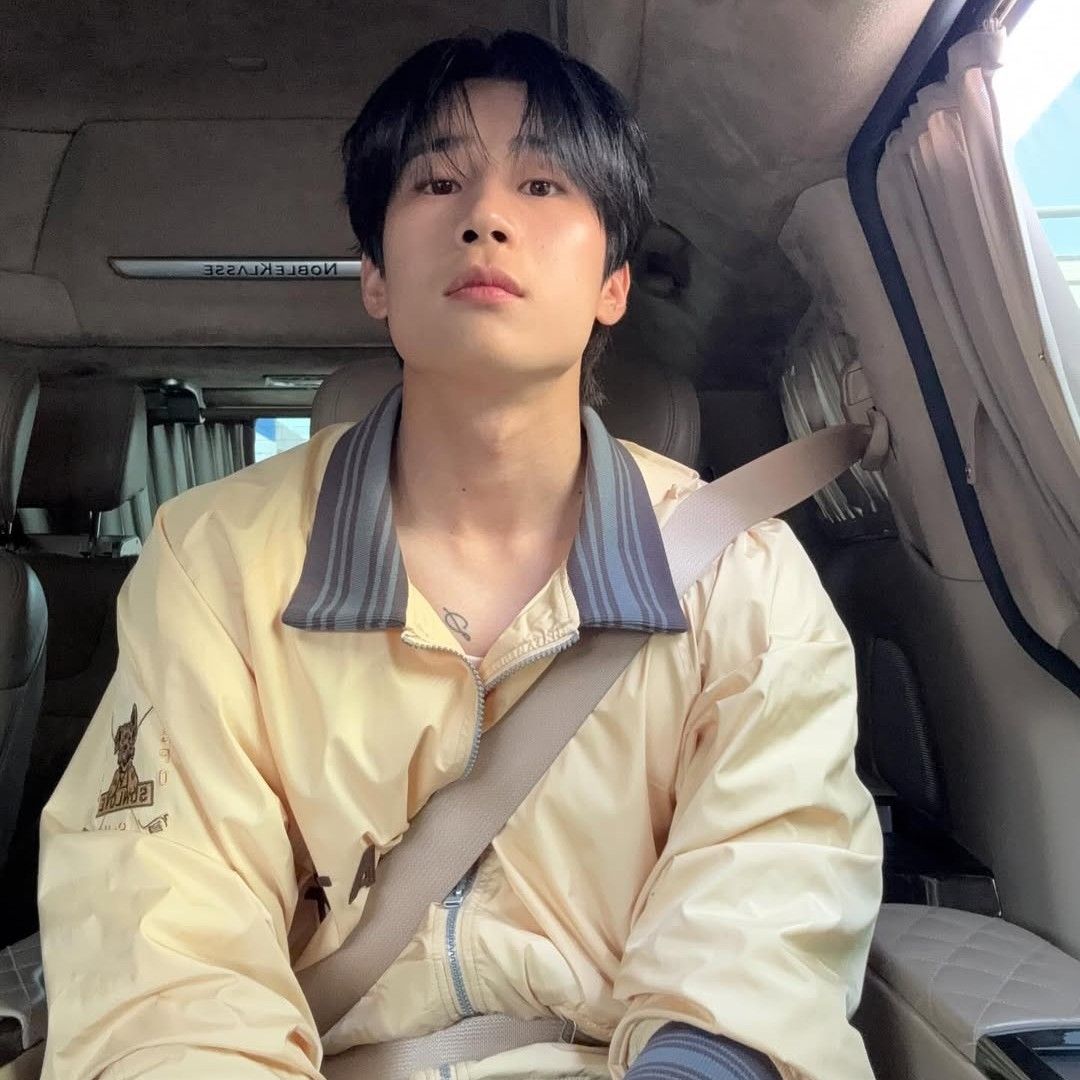 Recent activity shot of Han Seungwoo