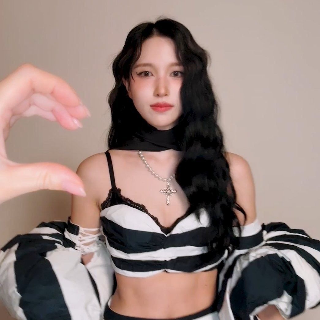 미나 (TWICE) 최근 활동샷