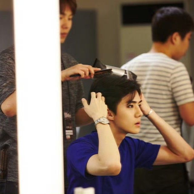 세훈 (EXO)의 비하인드 컷