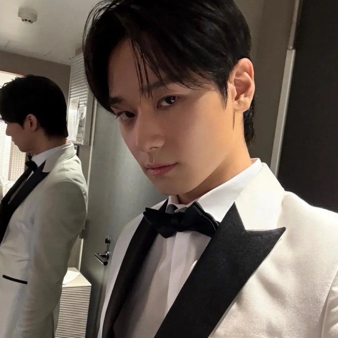 Latest photo of Juyeon (THE BOYZ)