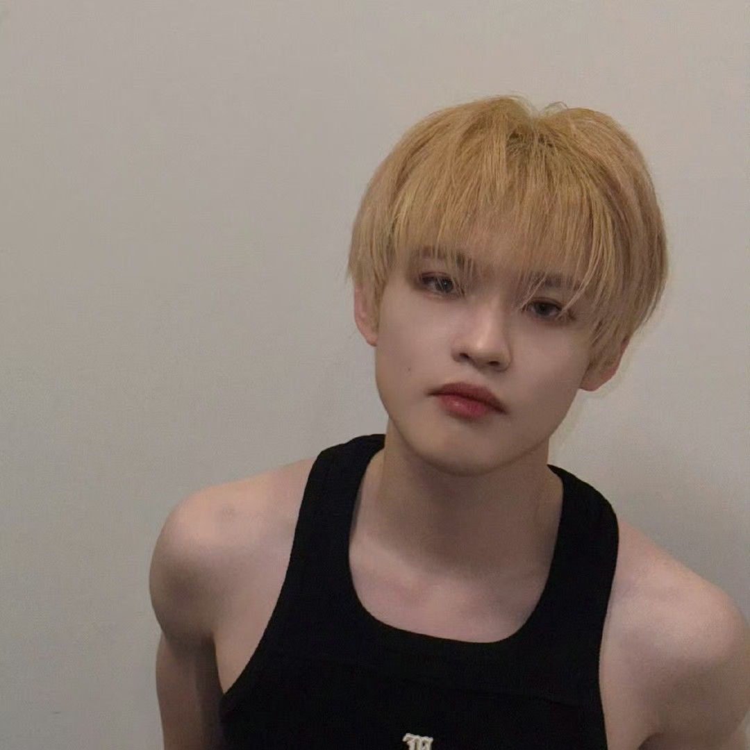 Recent activity shot of Chenle (NCT DREAM)