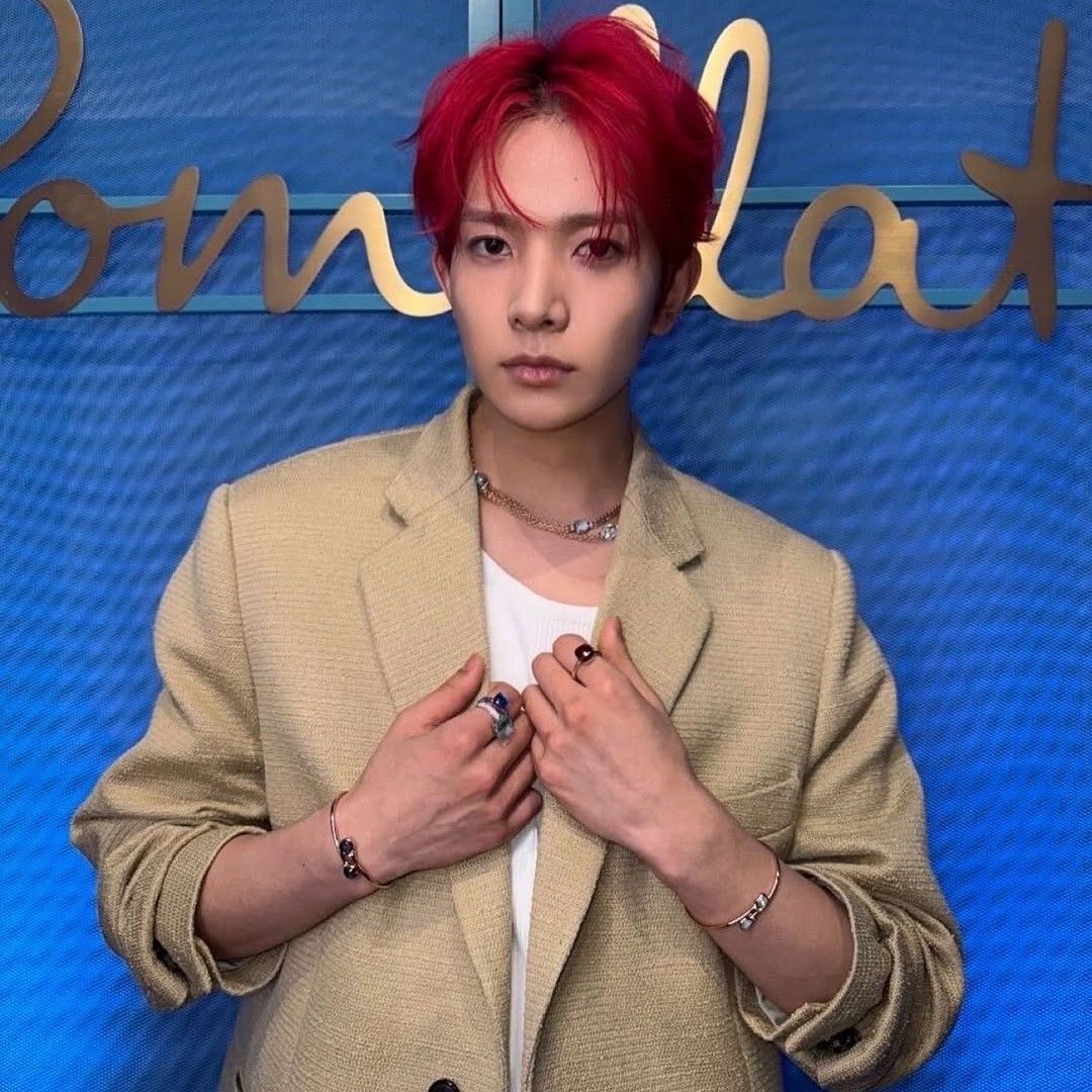 Latest photo of Heeseung (ENHYPEN)