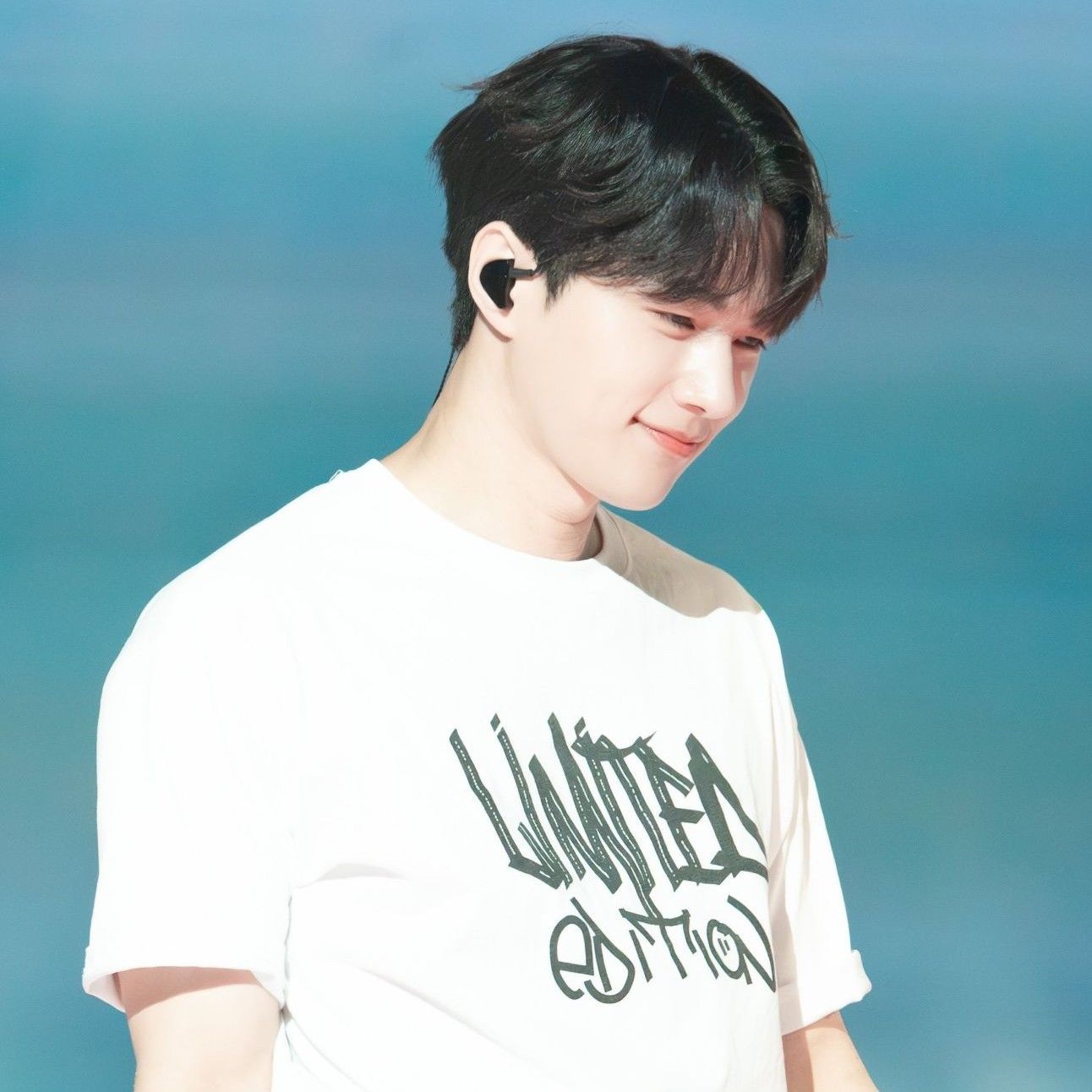 A moment captured by L (INFINITE)'s fan
