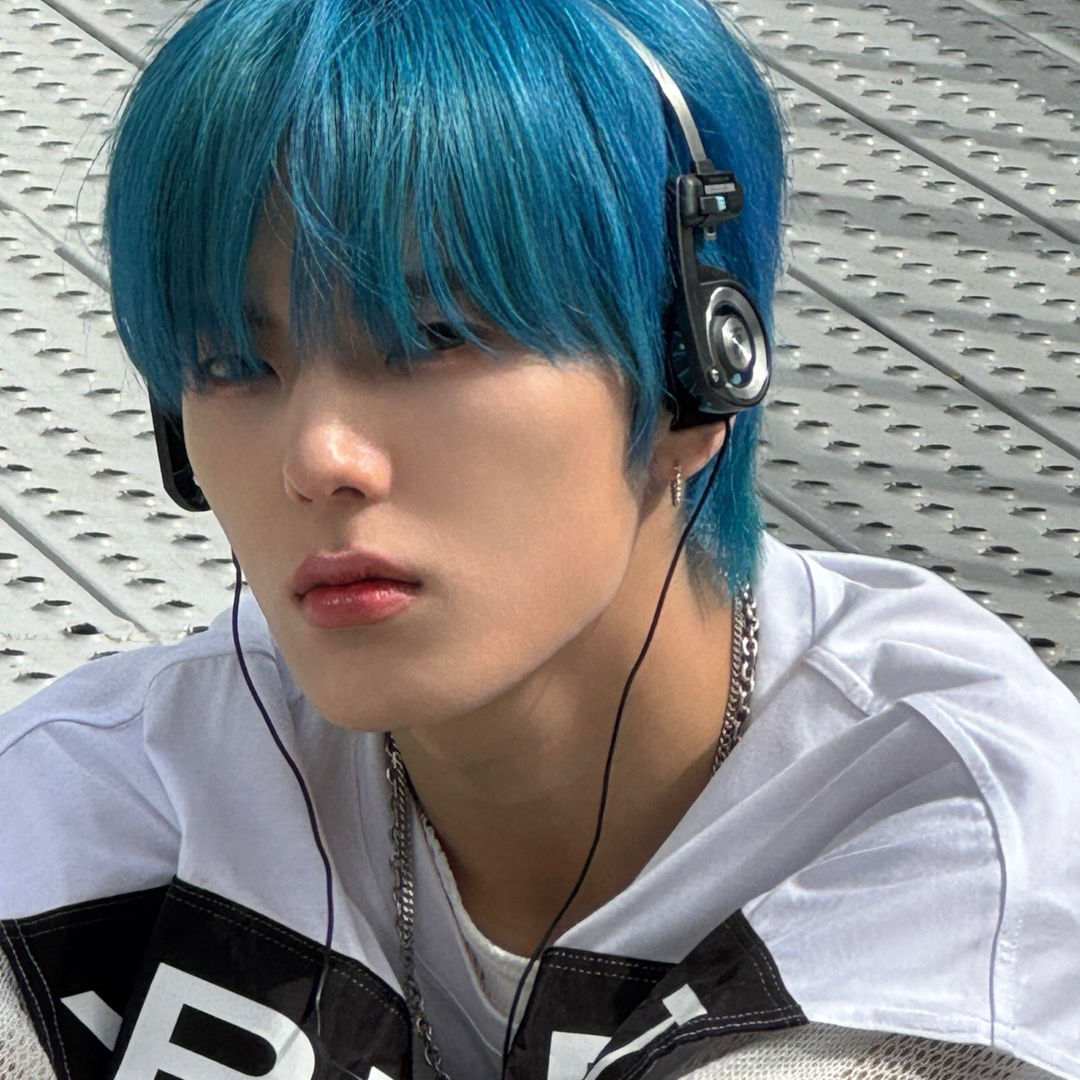 Latest photo of LEEJEONG (WHIB)