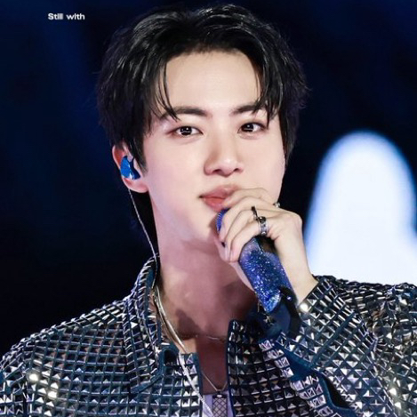 Behind-the-scenes cut of Jin (BTS)