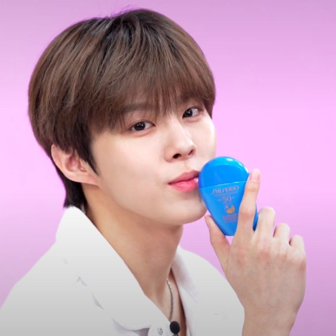 Latest photo of Kim Wooseok