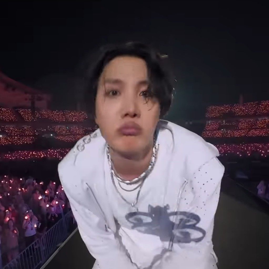 J-hope (防彈少年團)的最新照片