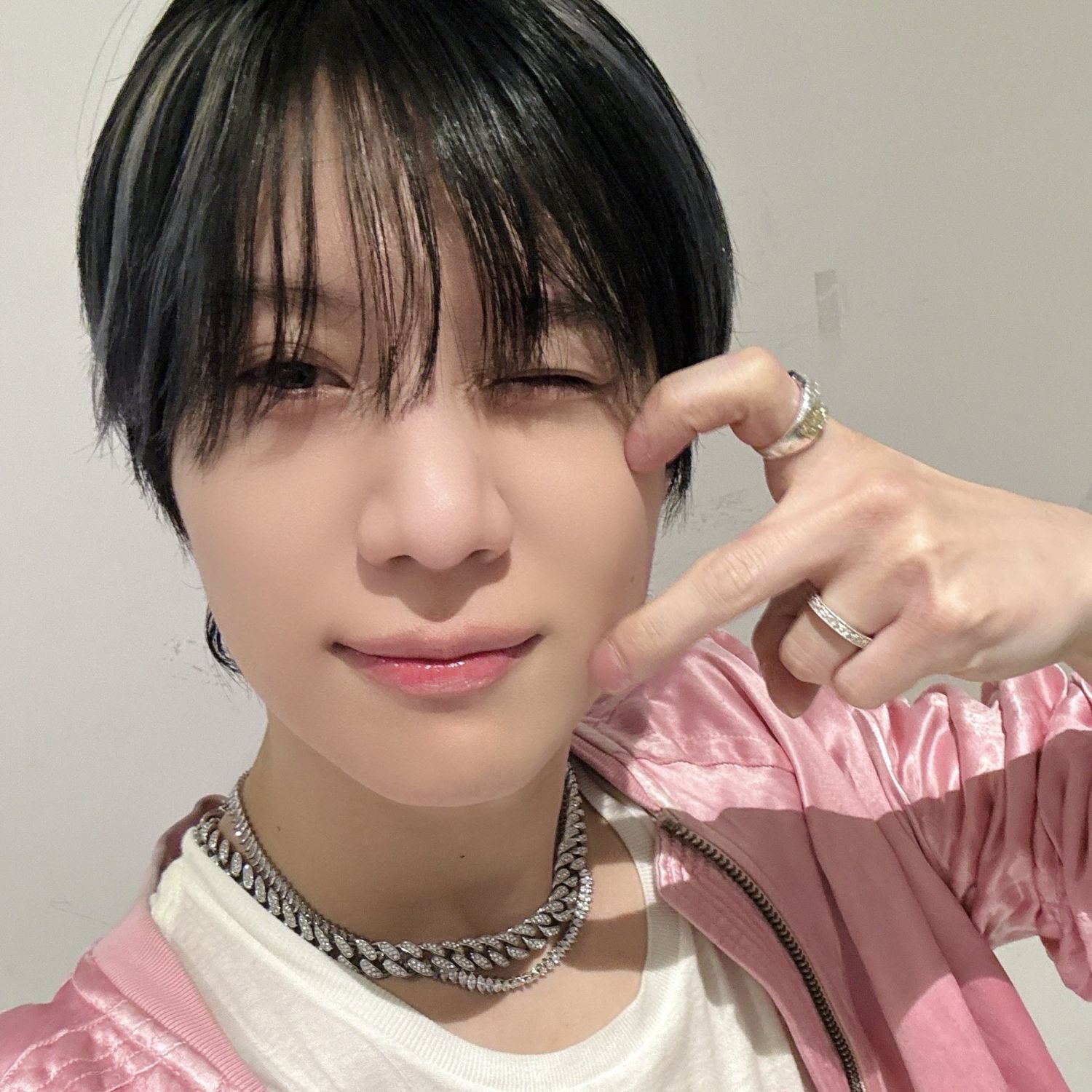 Behind-the-scenes cut of Taemin (SHINee)