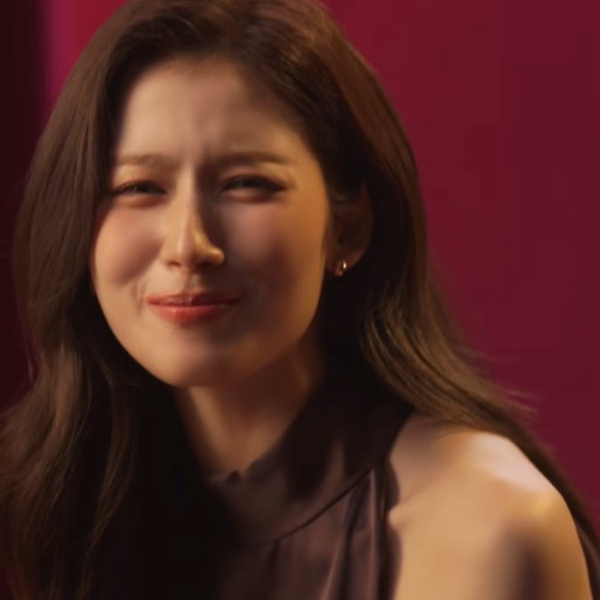 사나 (TWICE)의 최신 사진