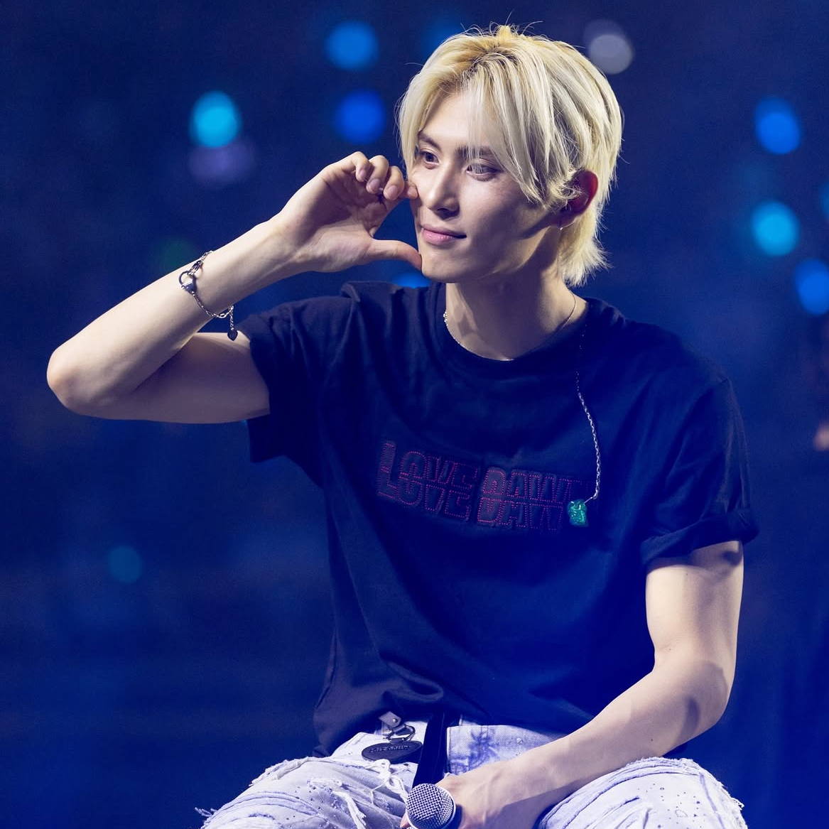 Latest photo of Taeyang (SF9)