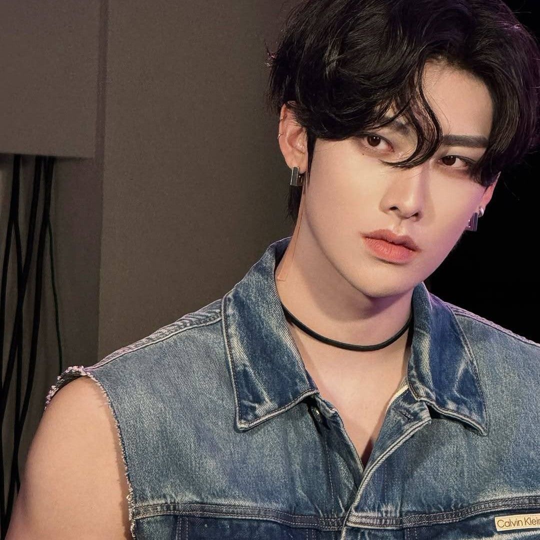 Behind-the-scenes cut of Ricky (ZEROBASEONE)