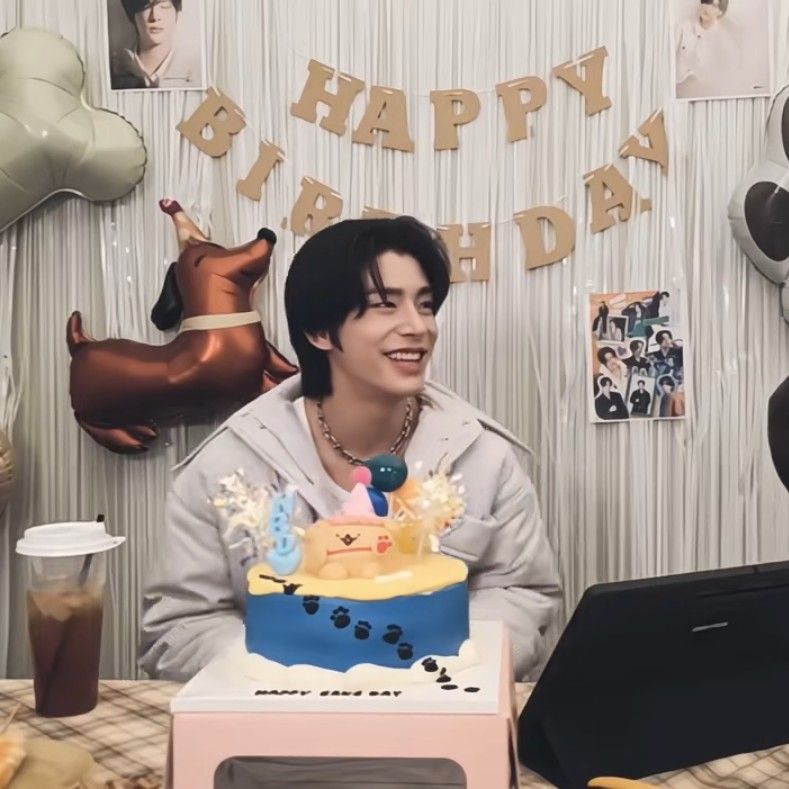 A moment captured by Jake (ENHYPEN)'s fan