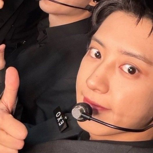 찬열 (EXO) 최근 활동샷