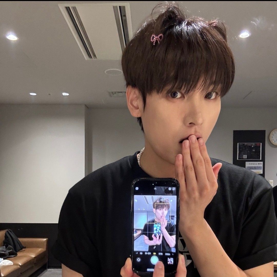 Recent activity shot of Inseong (SF9)