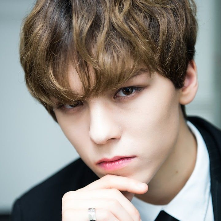 Behind-the-scenes cut of Vernon (SEVENTEEN)