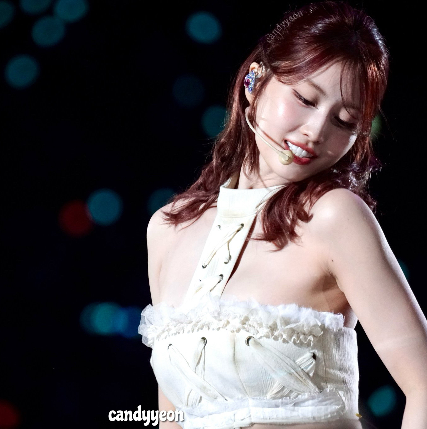 Momo (TWICE)的最新照片