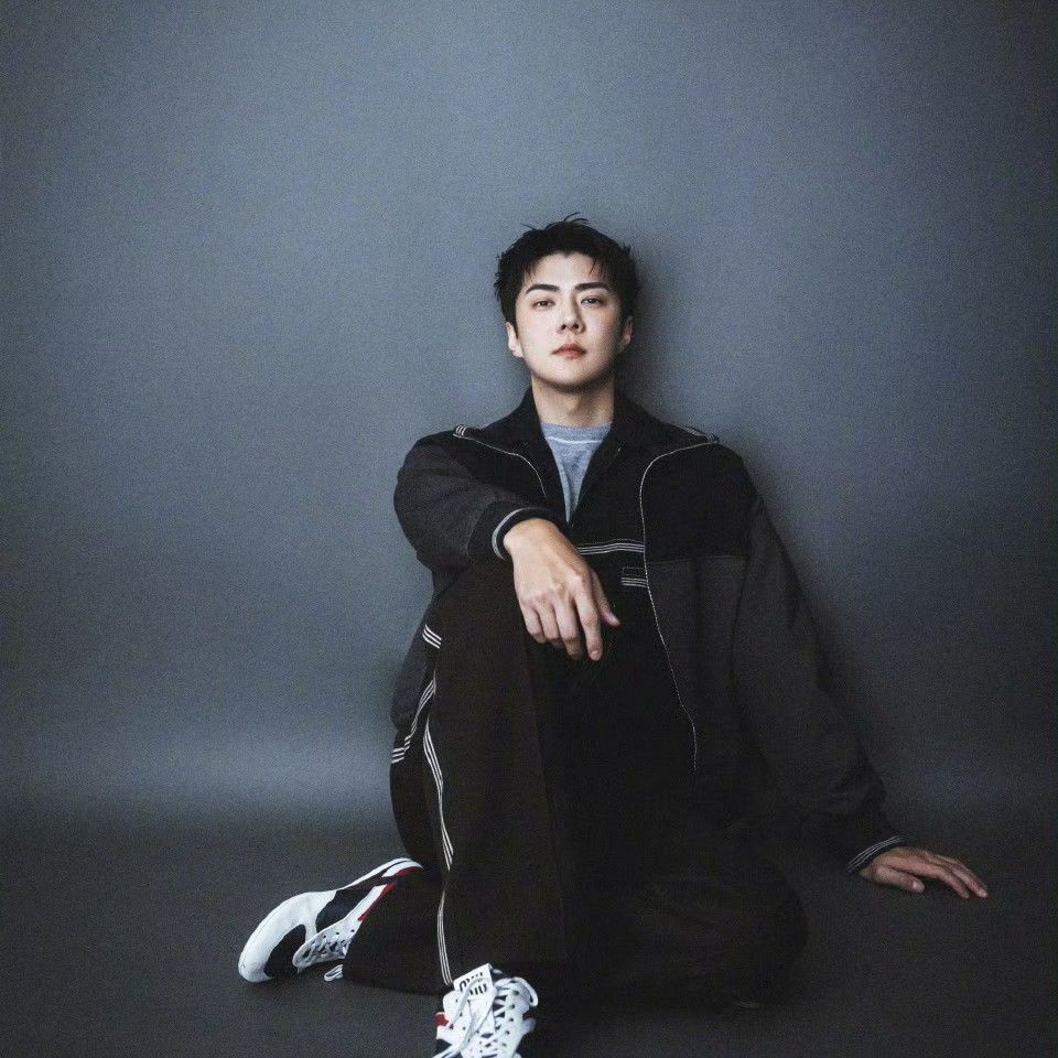 Behind-the-scenes cut of Sehun (EXO)