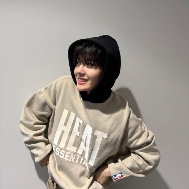 Latest photo of Doyoung (TREASURE)