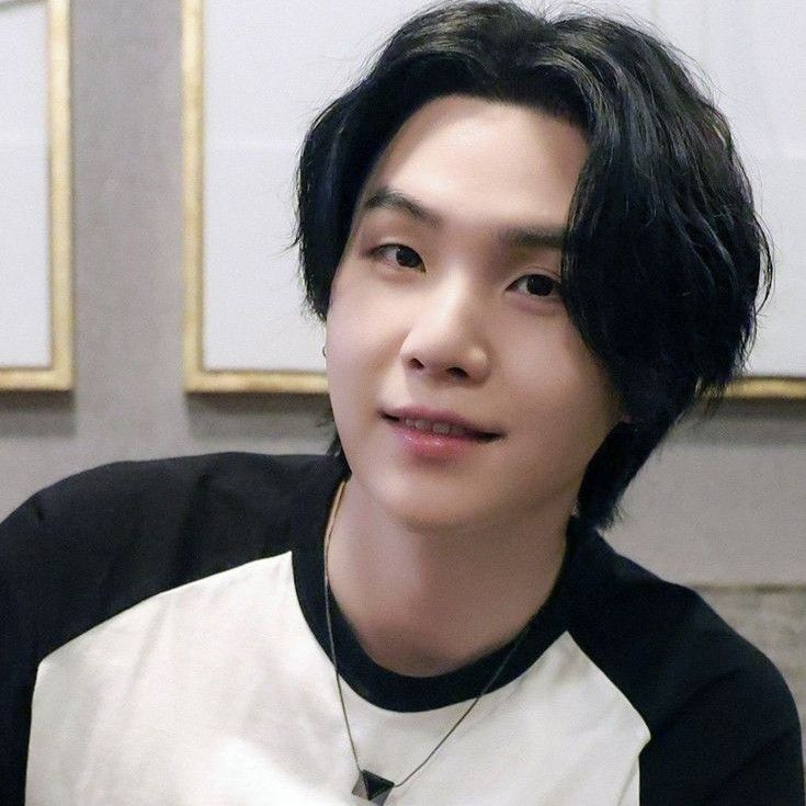 Behind-the-scenes cut of SUGA (BTS)