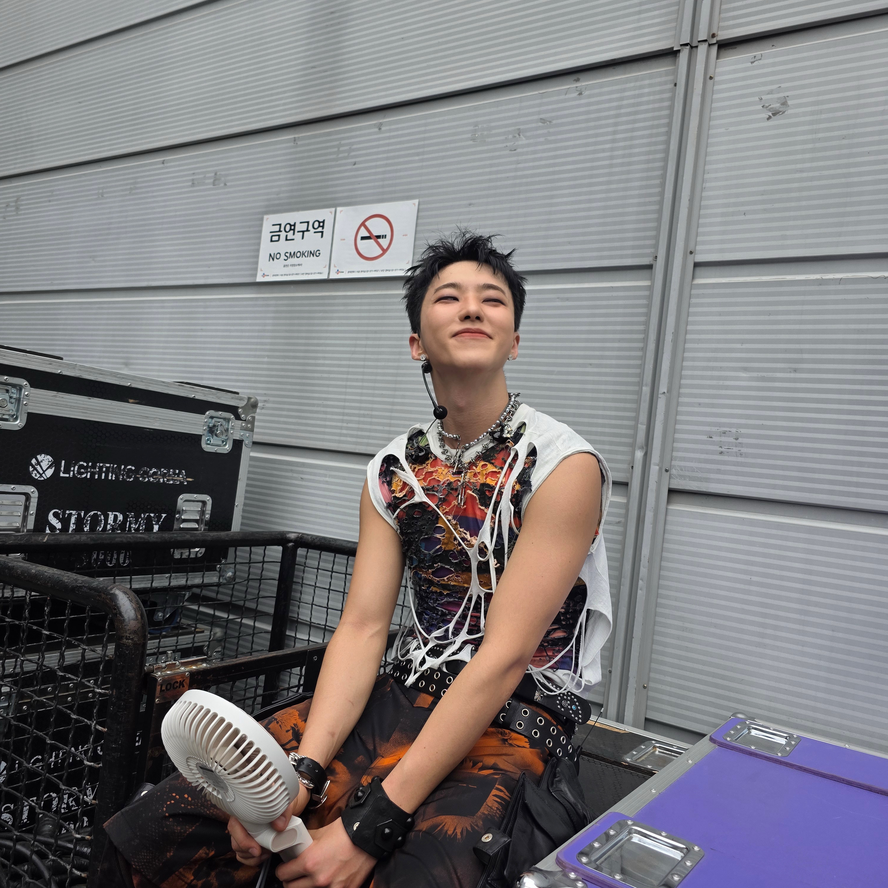 Latest photo of Hoshi (SEVENTEEN)
