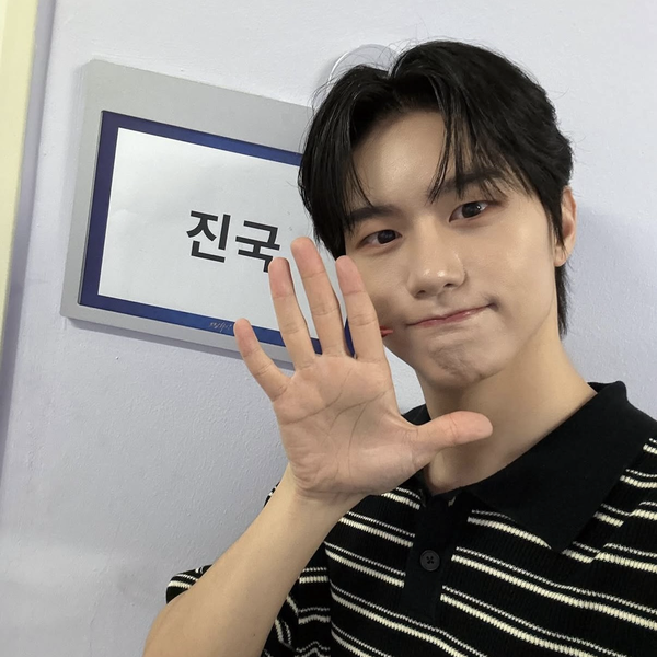 victon - VICTON 特典会 スンシク 写真撮影会 VICTON カン・スンシク ファンダムコミュニティ │ KPOP人気No.1