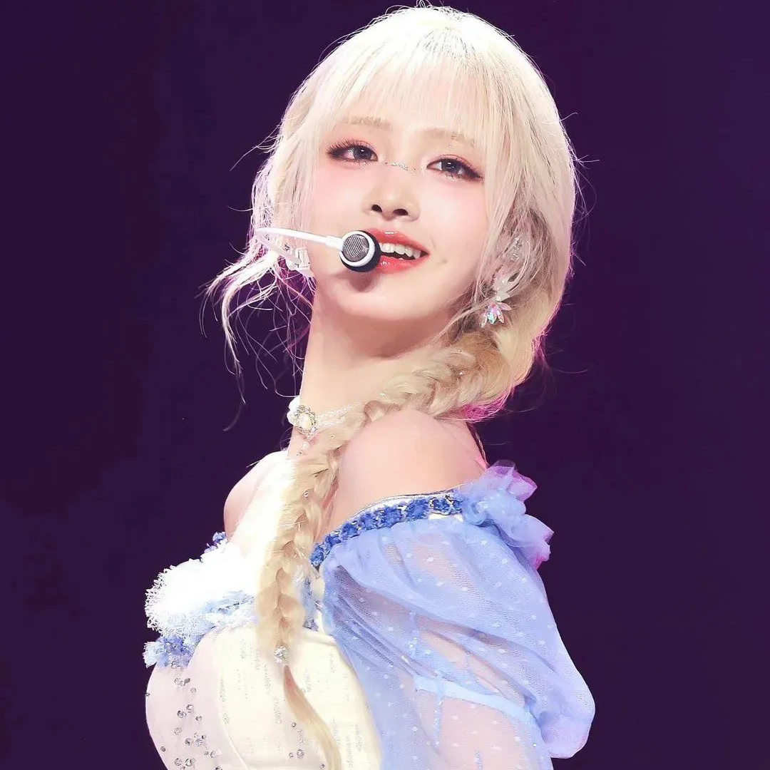 LIZ (IVE)的最新活動照片