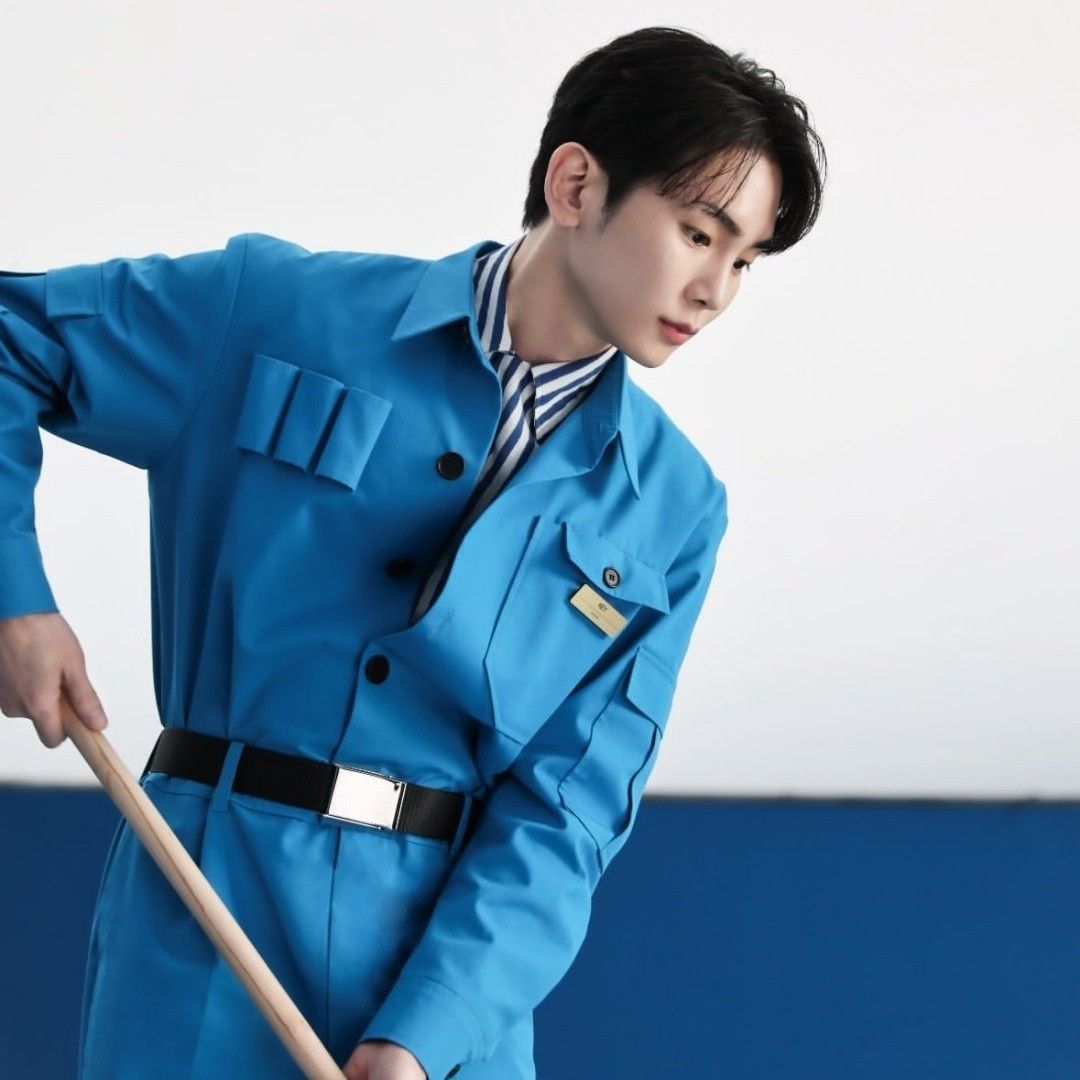 Latest photo of Key (SHINee)