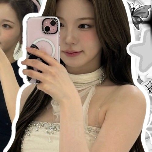 Recent activity shot of Ayaka (NiziU)