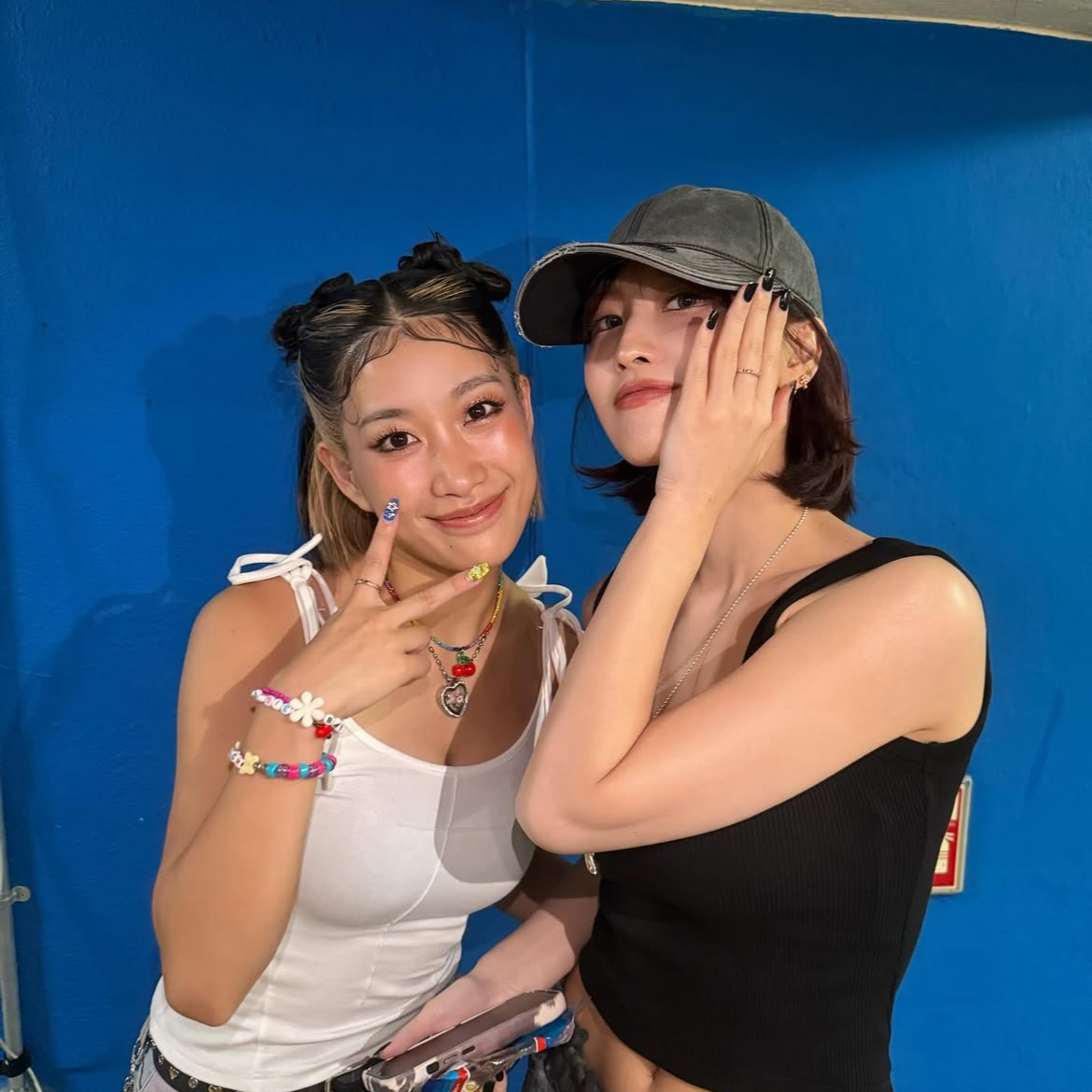 모모 (TWICE)의 비하인드 컷