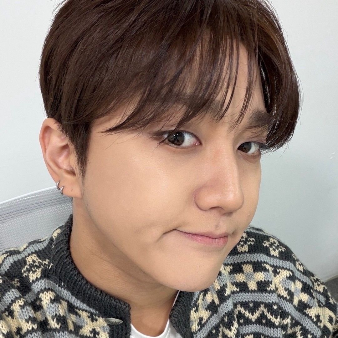 A moment captured by Hong Joochan (GoldenChild)'s fan