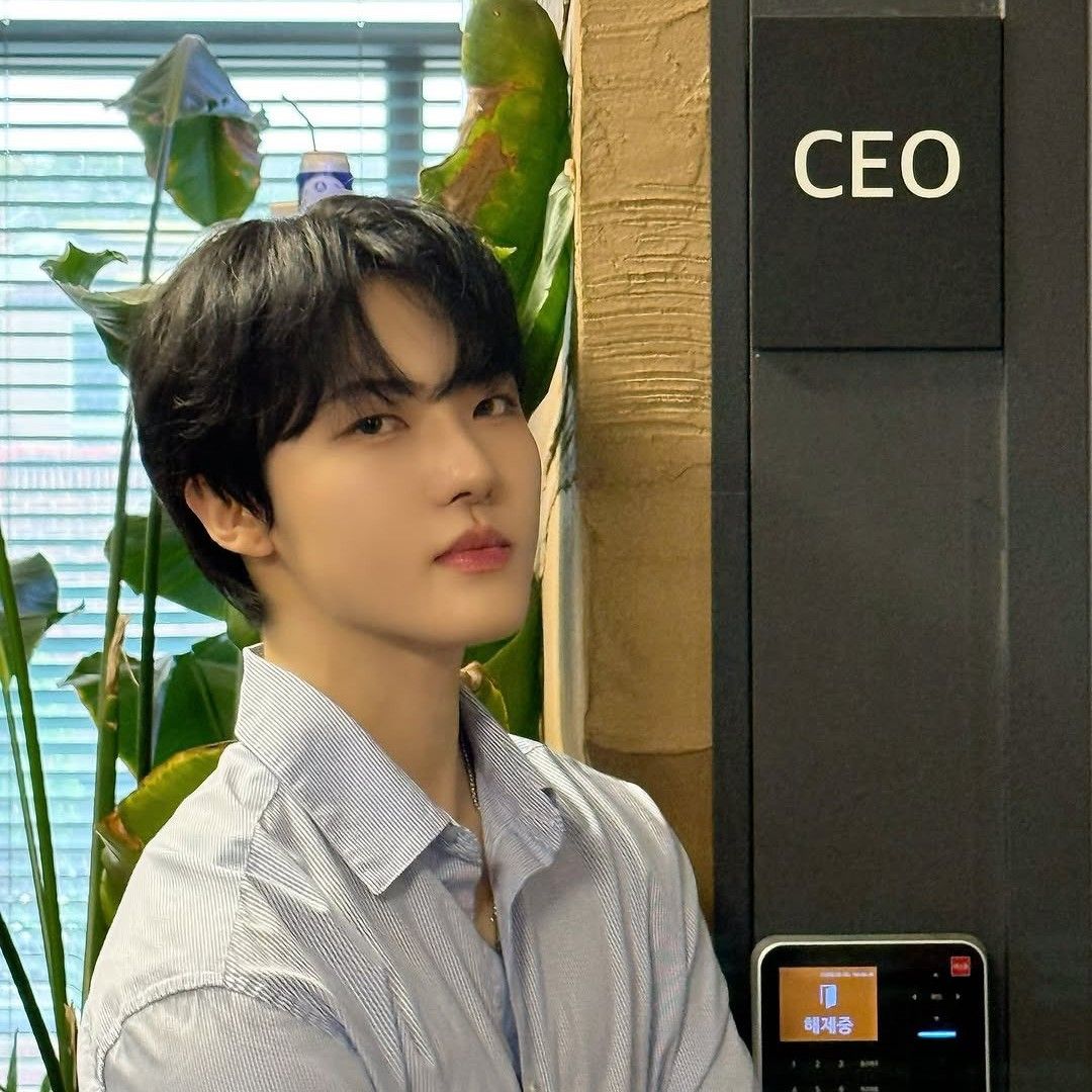 Latest photo of Junghoon (Xikers)