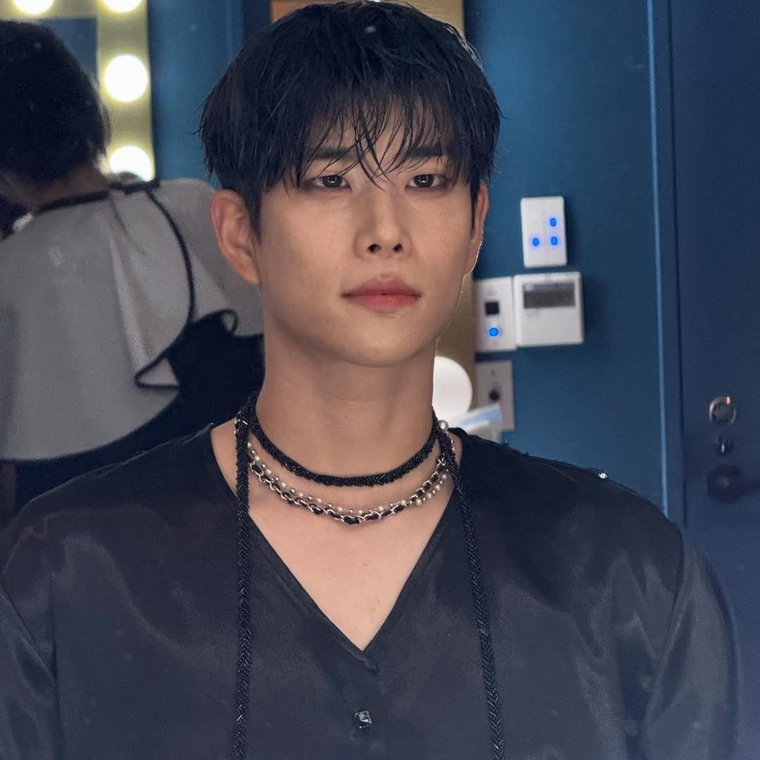 Latest photo of MJ (ASTRO)
