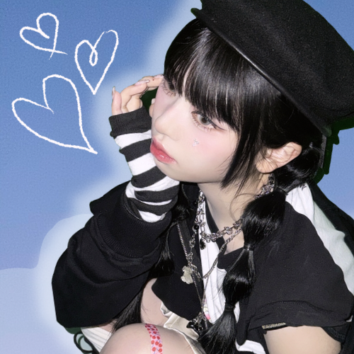 村上璃杏 (ME:I)の最新写真