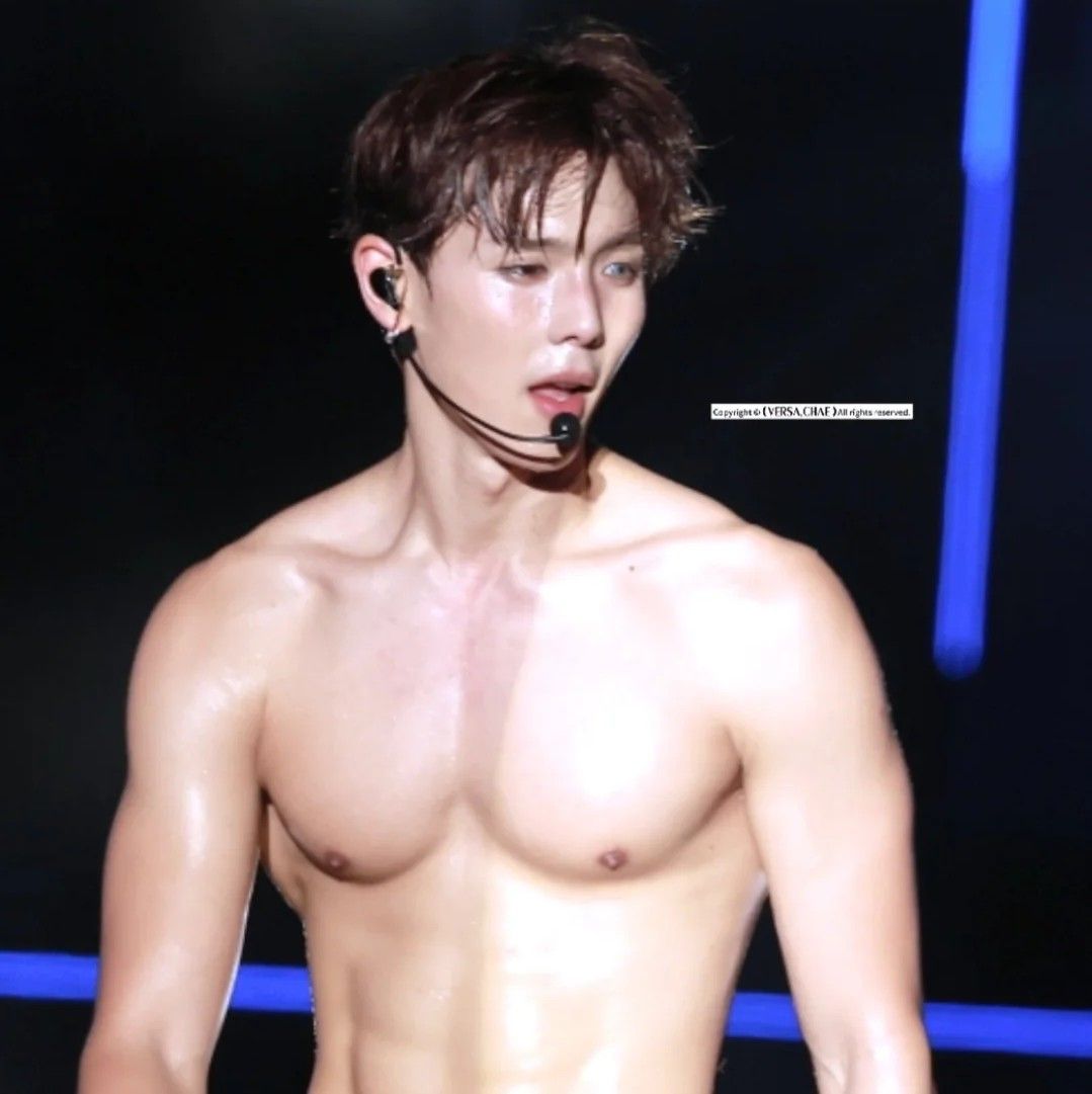 Shownu (MONSTA X)的最新照片